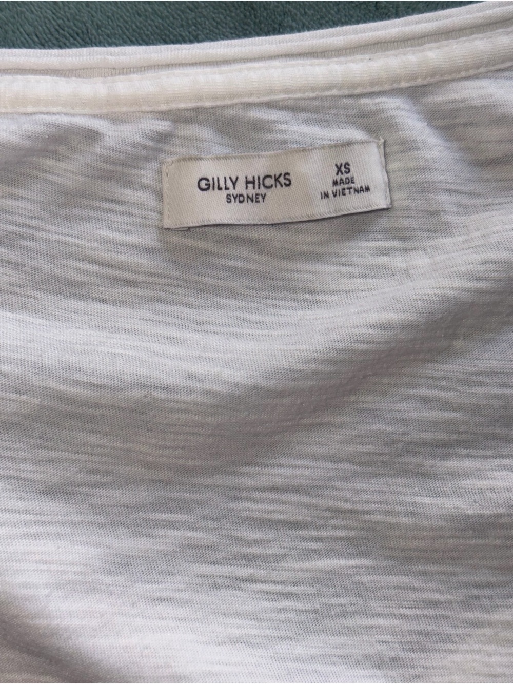 Gilly Hicks XSmall White V-Neck Burnout Short Sleeve Tee - Picture 11 of 13